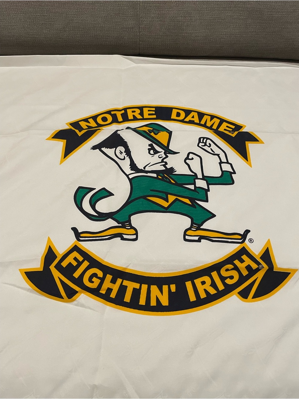 Notre Dame Fightin' Irish Pillowcase. Locker room Collection XXL. NWT.